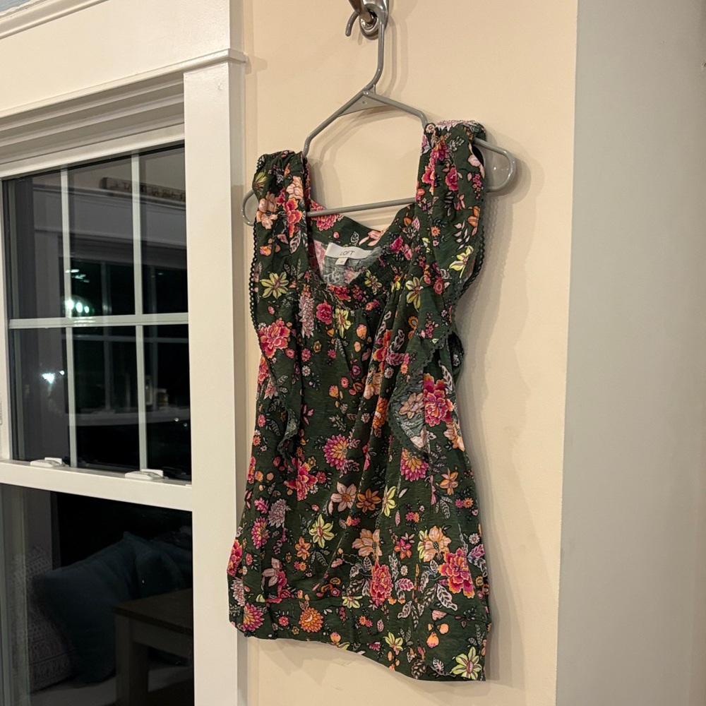 Loft Floral shirt and Peach Pants Set - Picture 2 of 5